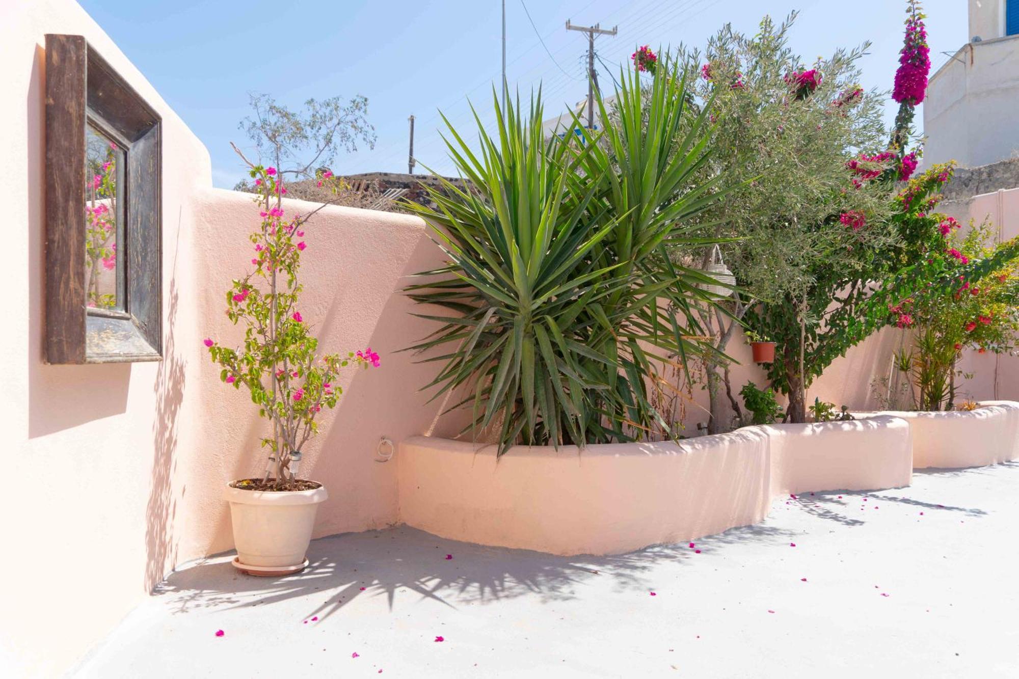 Santorini Oasis- Cave House Βίλα Φηρά Εξωτερικό φωτογραφία